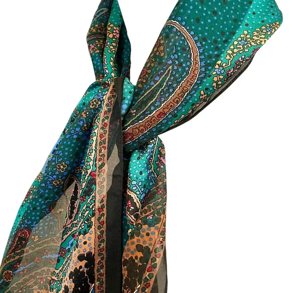 Oscar de la Renta Vintage Jewel Tone Paisley Metallic Gold Silk Fringe Scarf